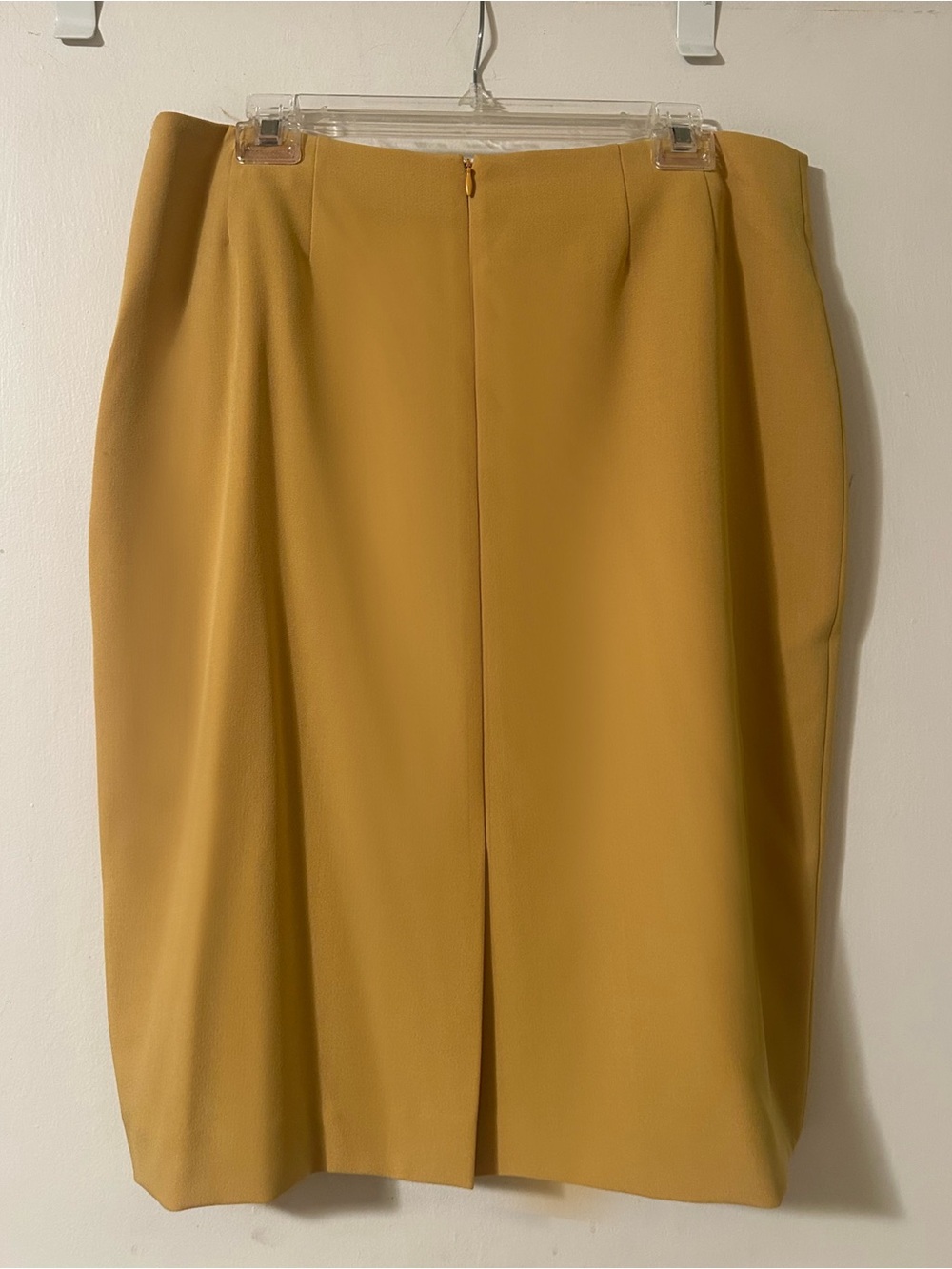 Kasper Yellow Pencil Skirt - Picture 2 of 3